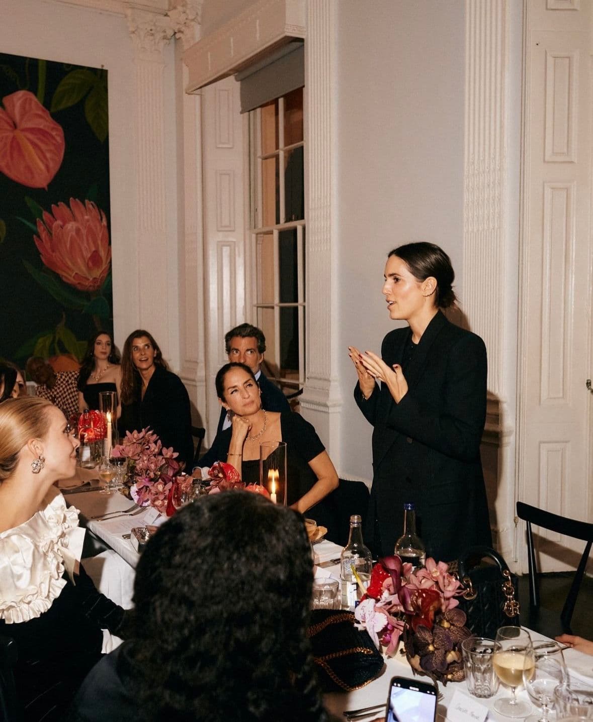 Presentación para un grupo de invitados en un encuentro pop-up